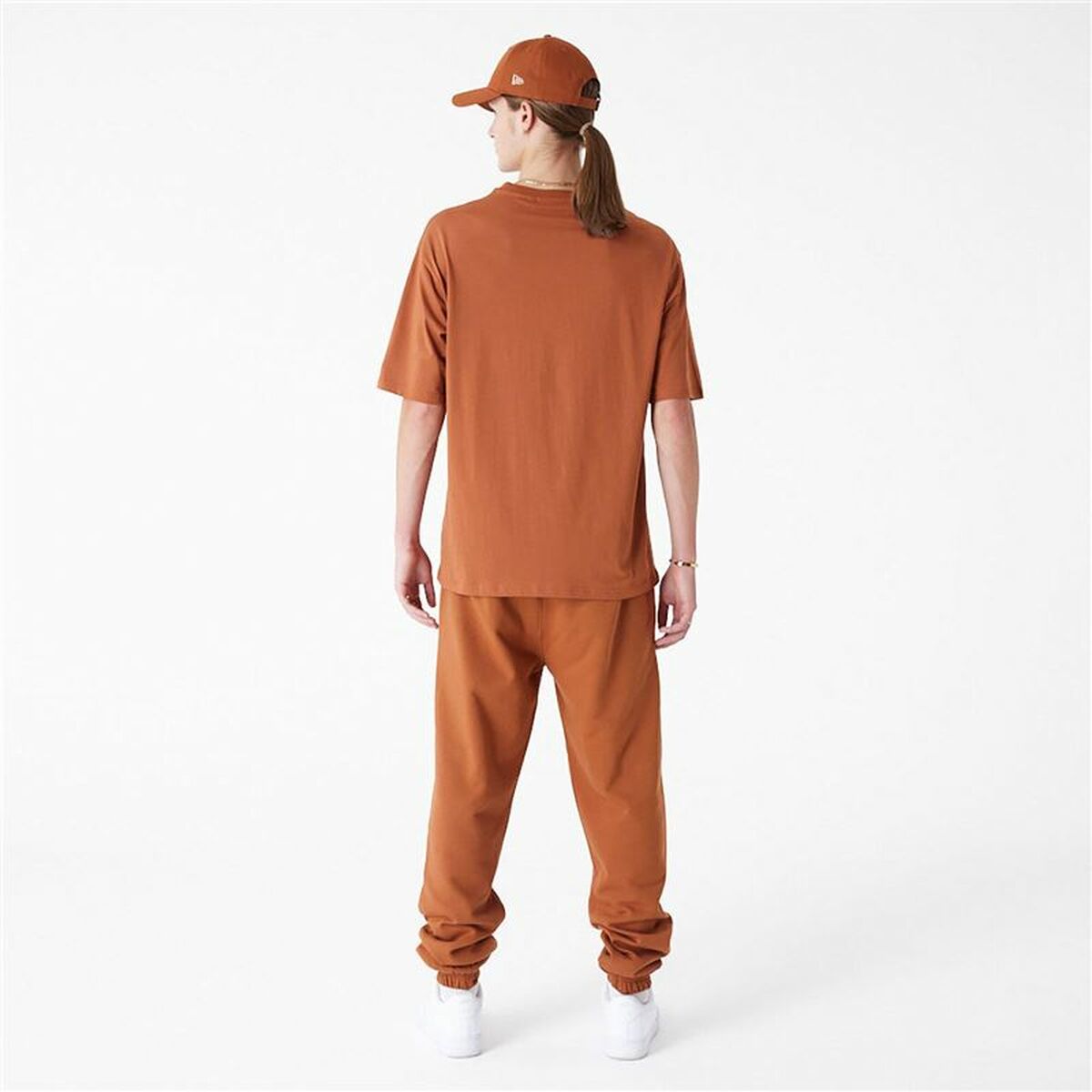 V4H2541CB5DFC7653035CB957F37267970ER4573264P2