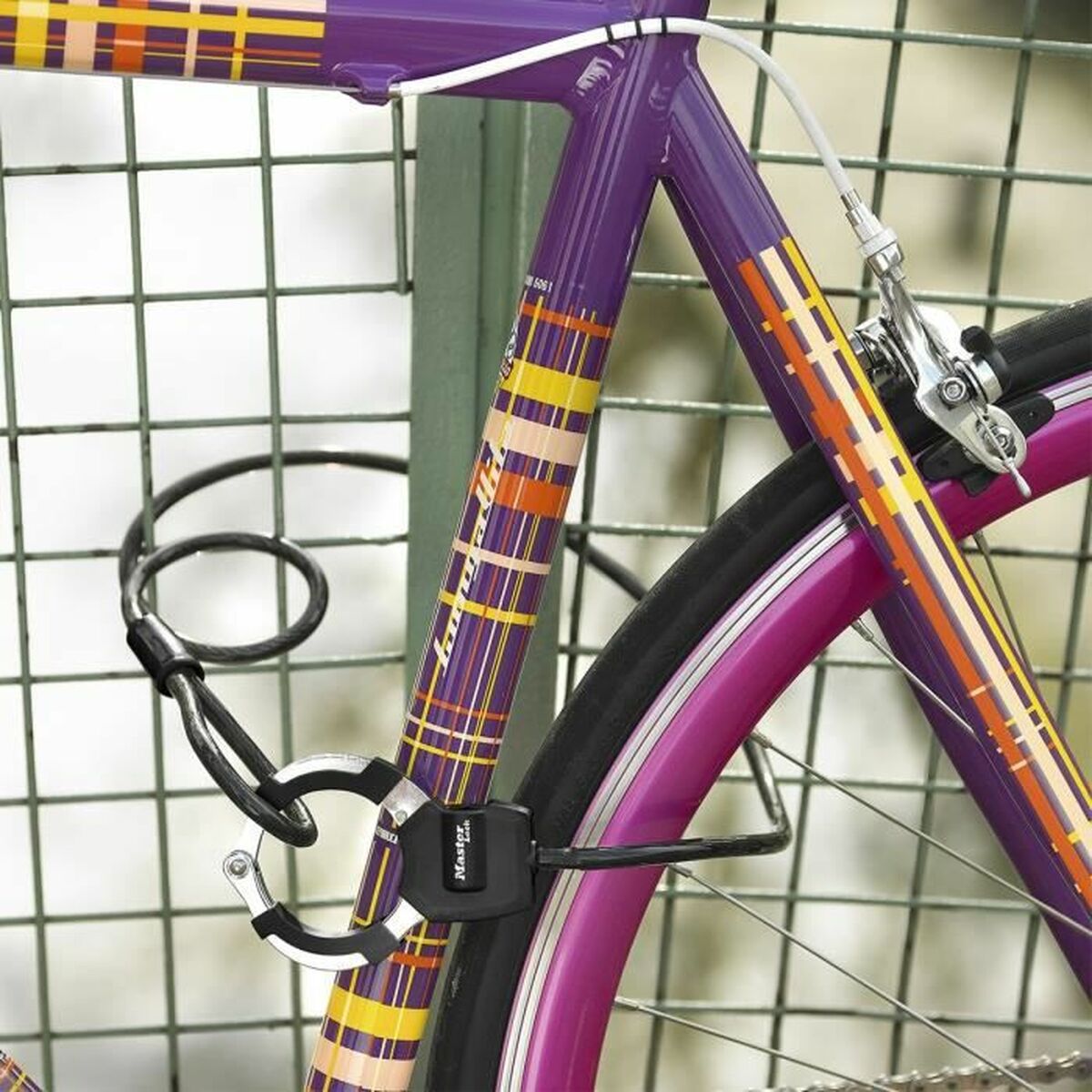 V8H0573F5871D9DFC592221AECB110FF6C5R6169866P6