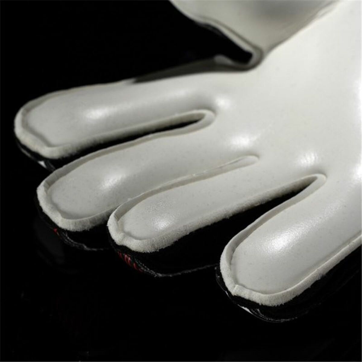 V4HD52E623CACCBF5B58AAC8E020E45477BR4721796P3