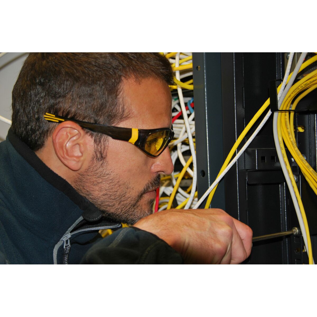 V4H48C8F9C8CF3A6FBCED5845B0FD247D38R6639099P7