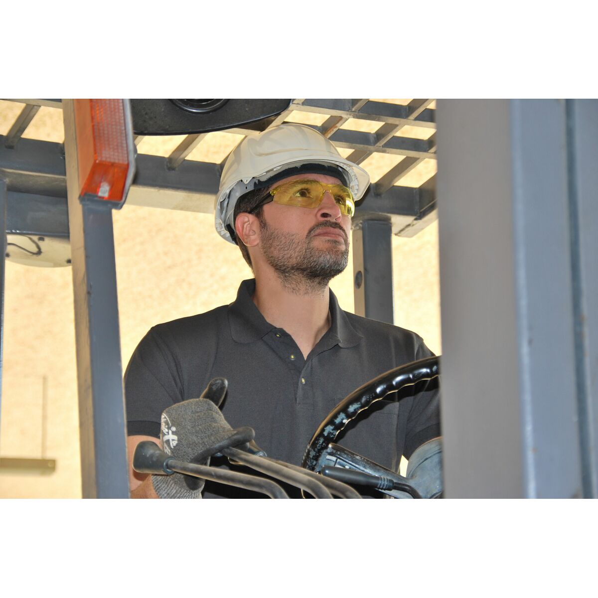 V4H05564DDD795A3168F8AFE30040D847C1R6617494P6