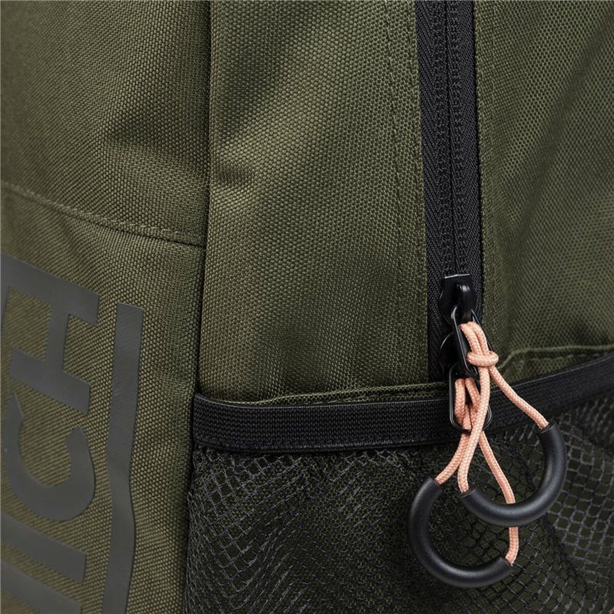 V4H0770EAED3F44D5F876A8360A8DE05719R5447276P3